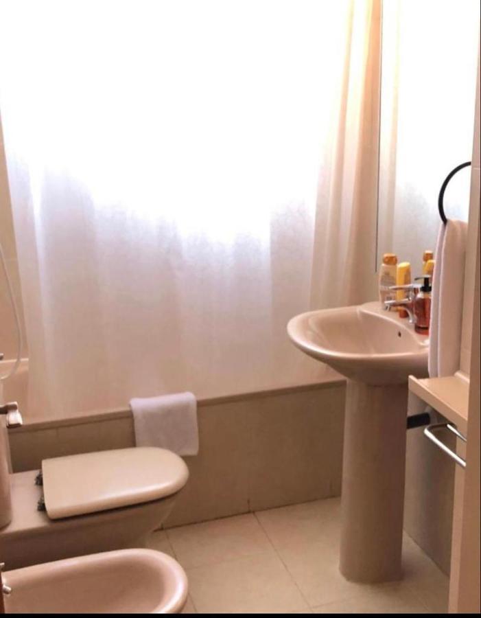 Suites Madrid Belfast 13 Ifema Airport المظهر الخارجي الصورة